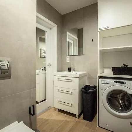 Lägenhet Wigurytower 65 *